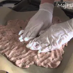 Jak suszyć mięso dla psa? Zdrowe i tanie przysmaki domowe.